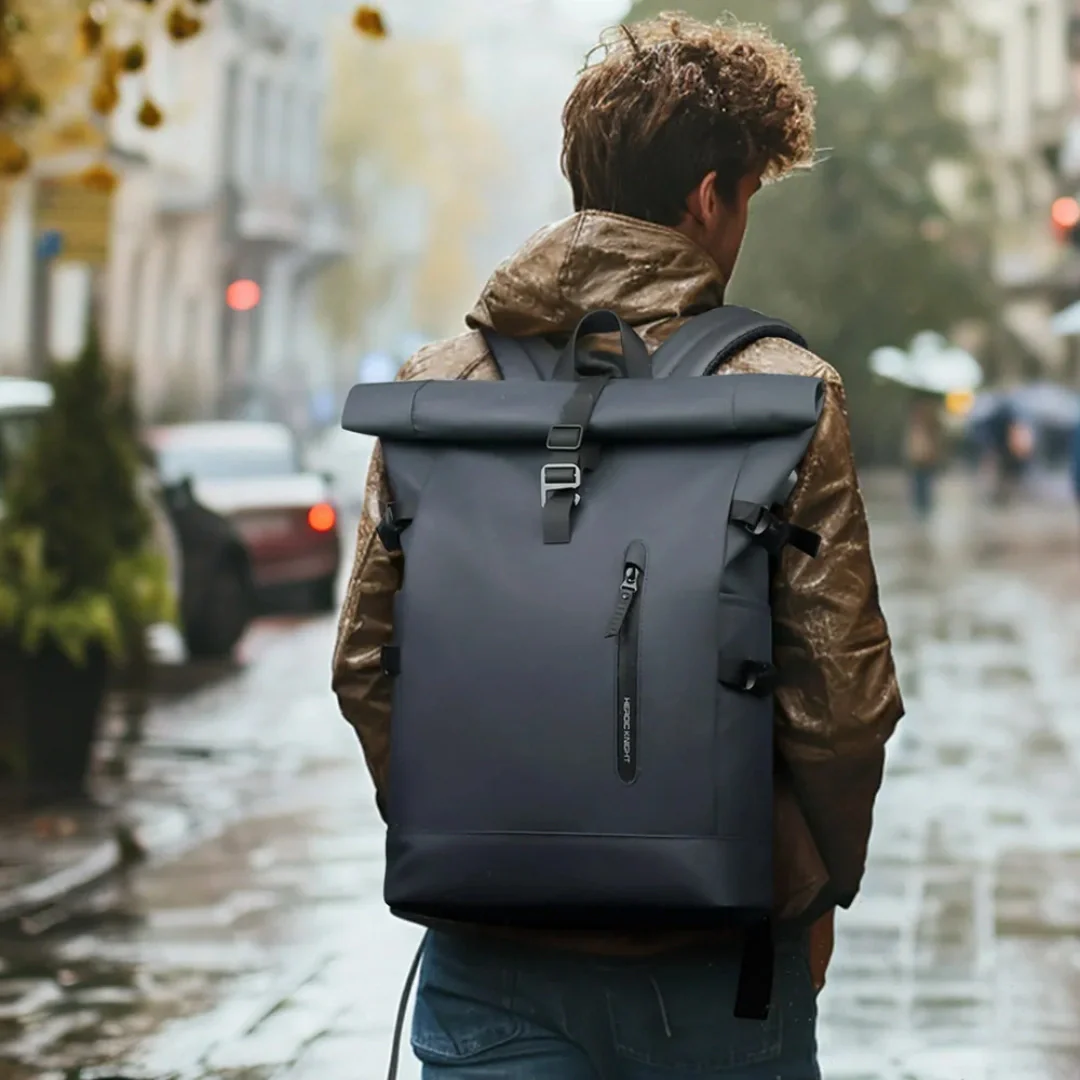 Henner Knight Premium Roll-up Rucksack - Image 12